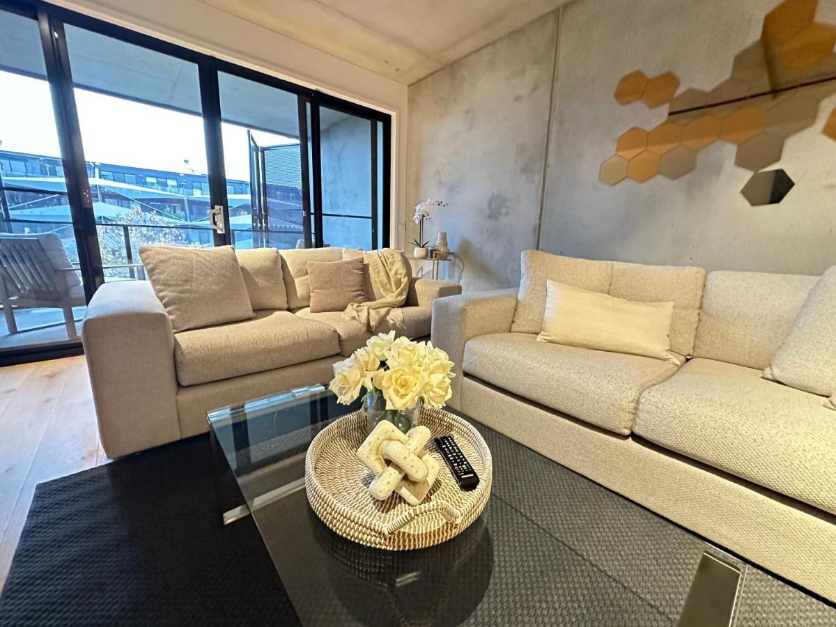 Palko - Luxury In The City Canberra Kültér fotó